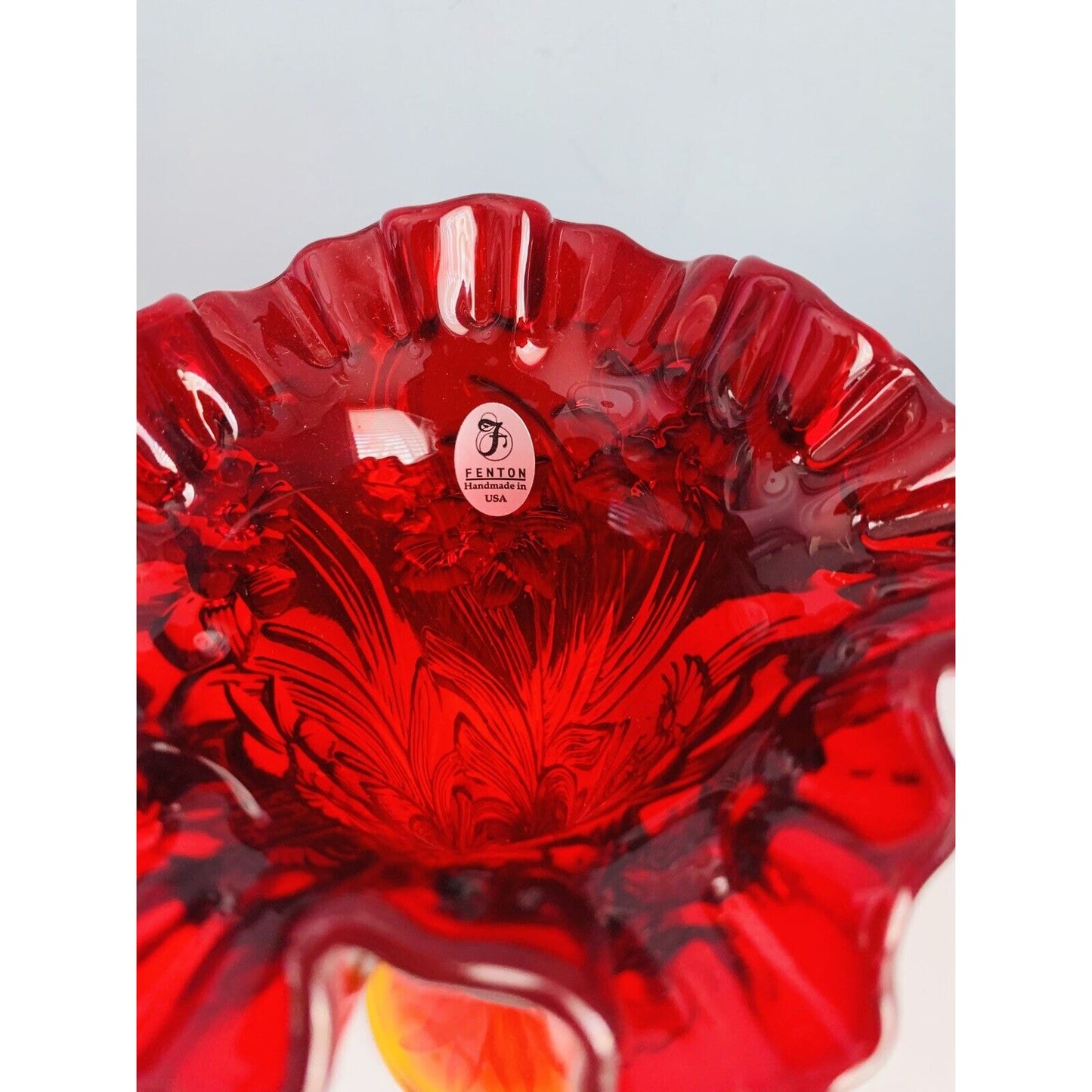 EUC Fenton Glass Ruby Red Amberina Stretch Vase Flowers Ruffled Tulip Orange