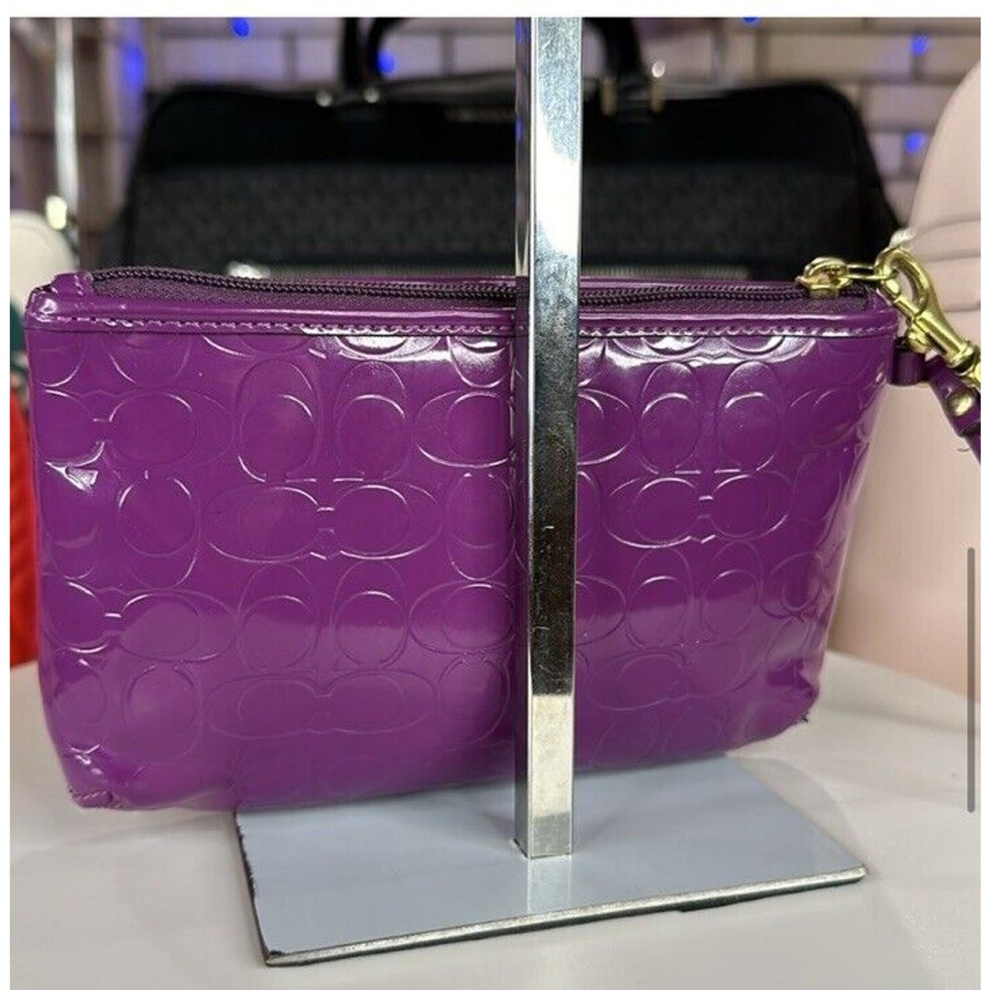 Coach Purple Wristlet Wallet Embossed Clutch Glossy Patent Leather EUC Heart