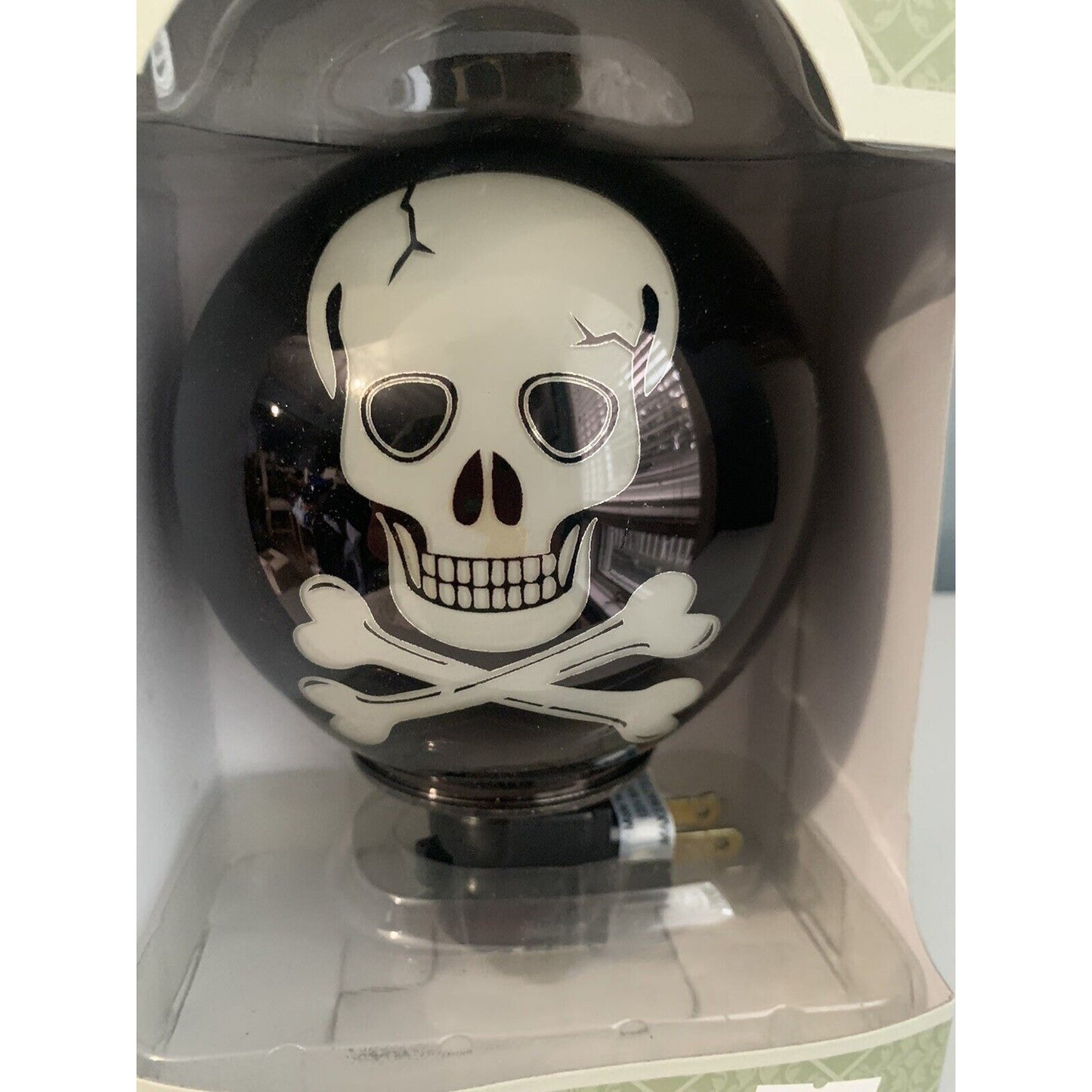 NWT Black Halloween Skull Night Light Wall Lights 8” Tall Midwest-CBK New