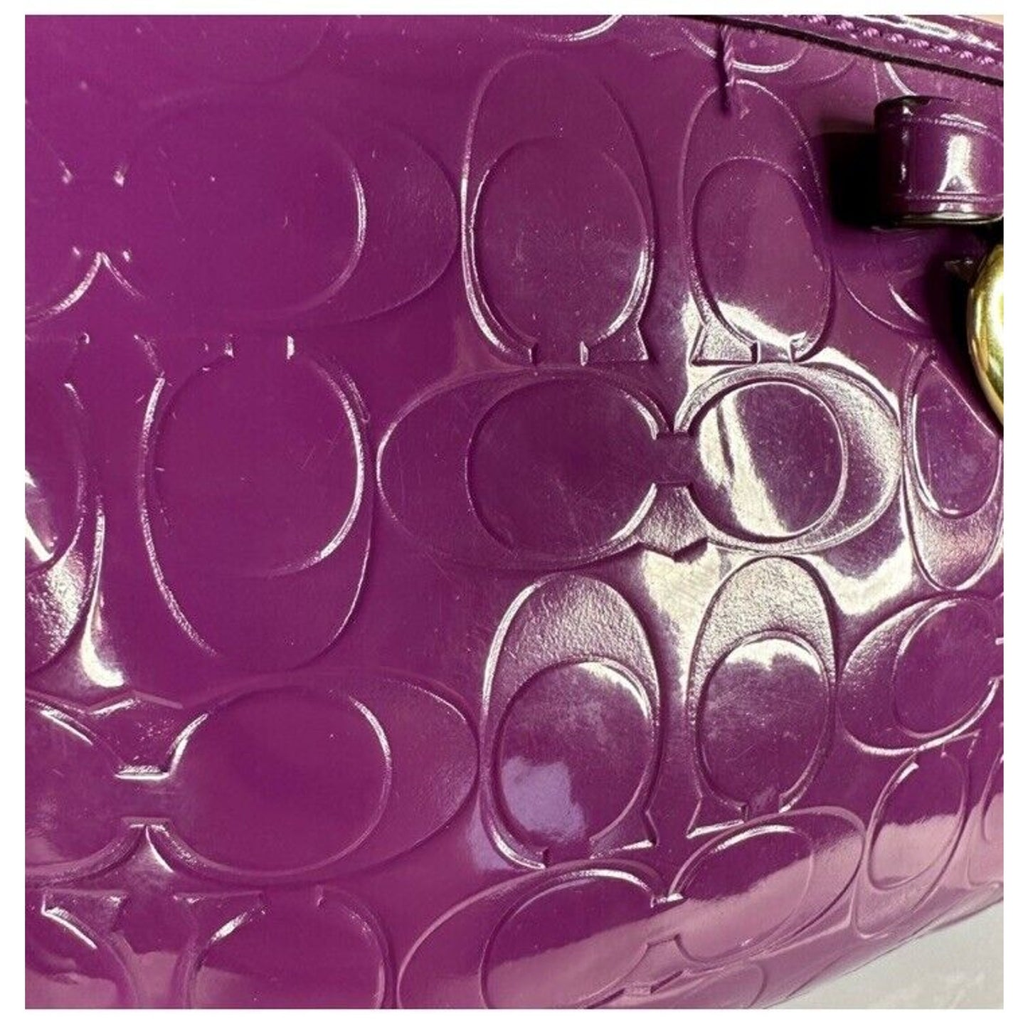 Coach Purple Wristlet Wallet Embossed Clutch Glossy Patent Leather EUC Heart