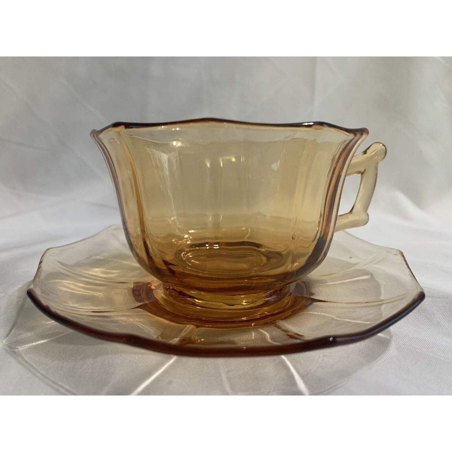 Cambridge Decagon Set of 8 Amber Glass Cups & Saucers Signed Great Condition