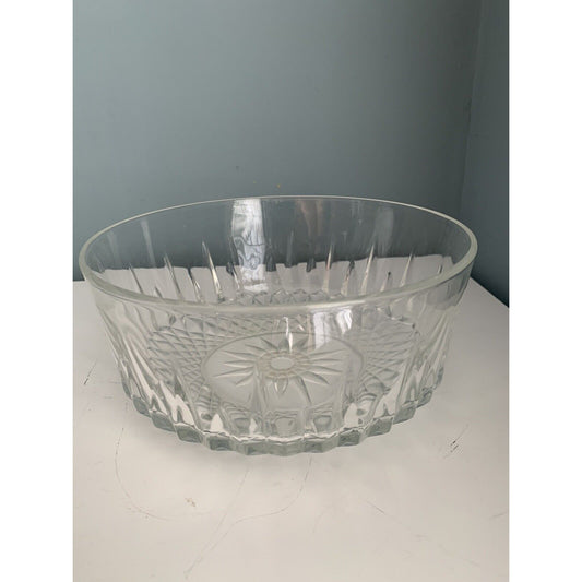 Vintage Arcoroc France Starburst Clear Glass 9” Serving Fruit Bowl