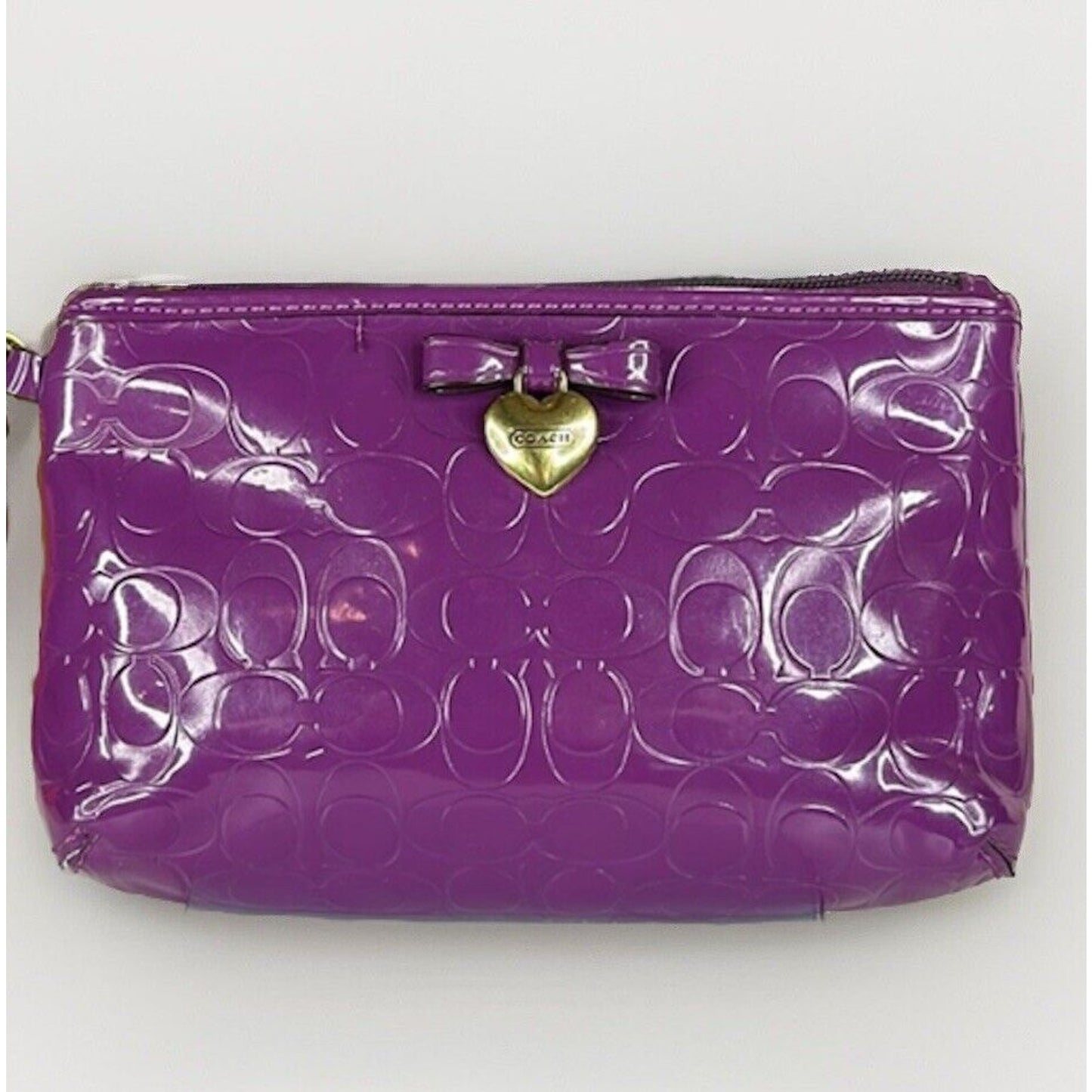 Coach Purple Wristlet Wallet Embossed Clutch Glossy Patent Leather EUC Heart