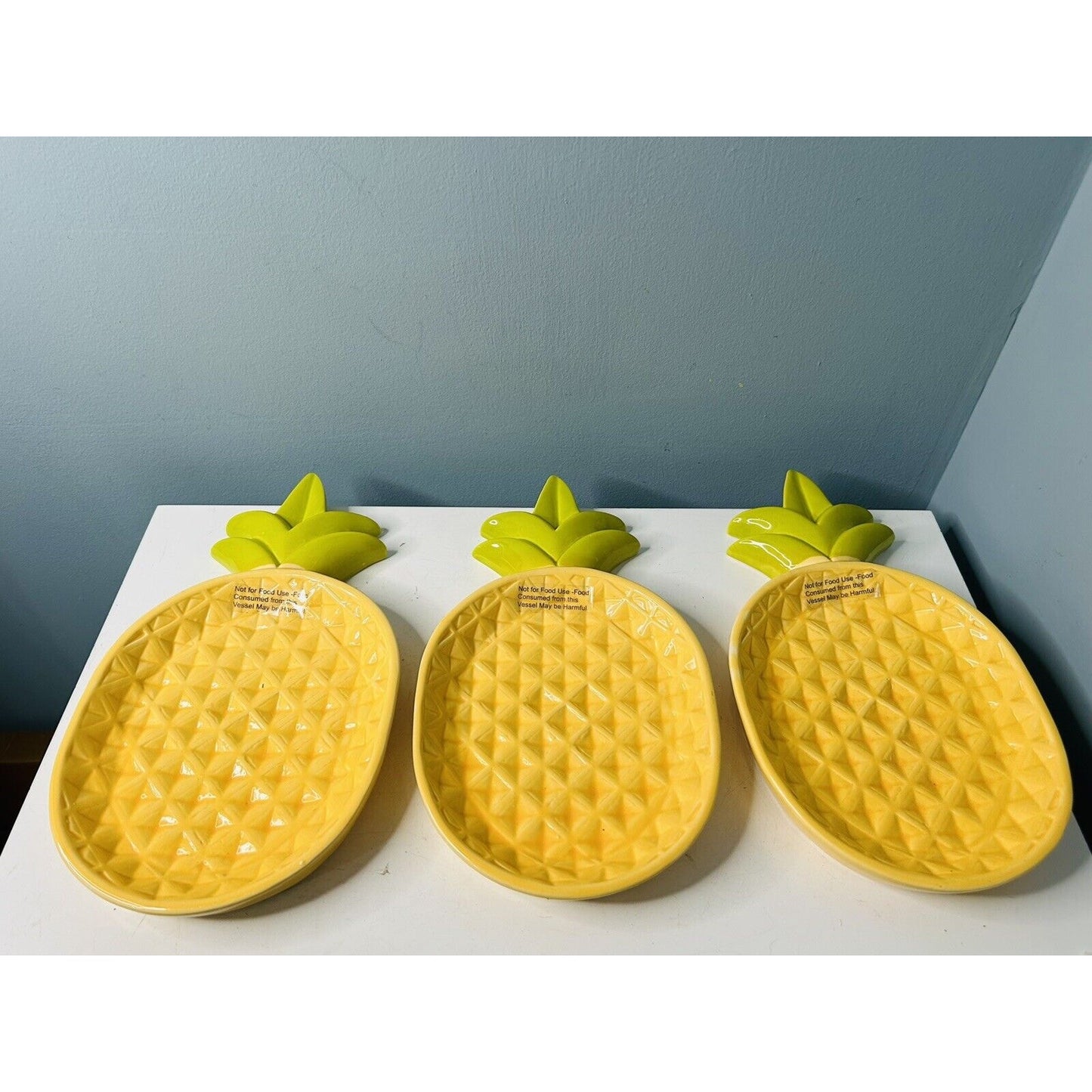 (3) NWT Pineapple Ceramic 12 3/4” Yellow Wall Hanging Decor HD Designs Outdoor