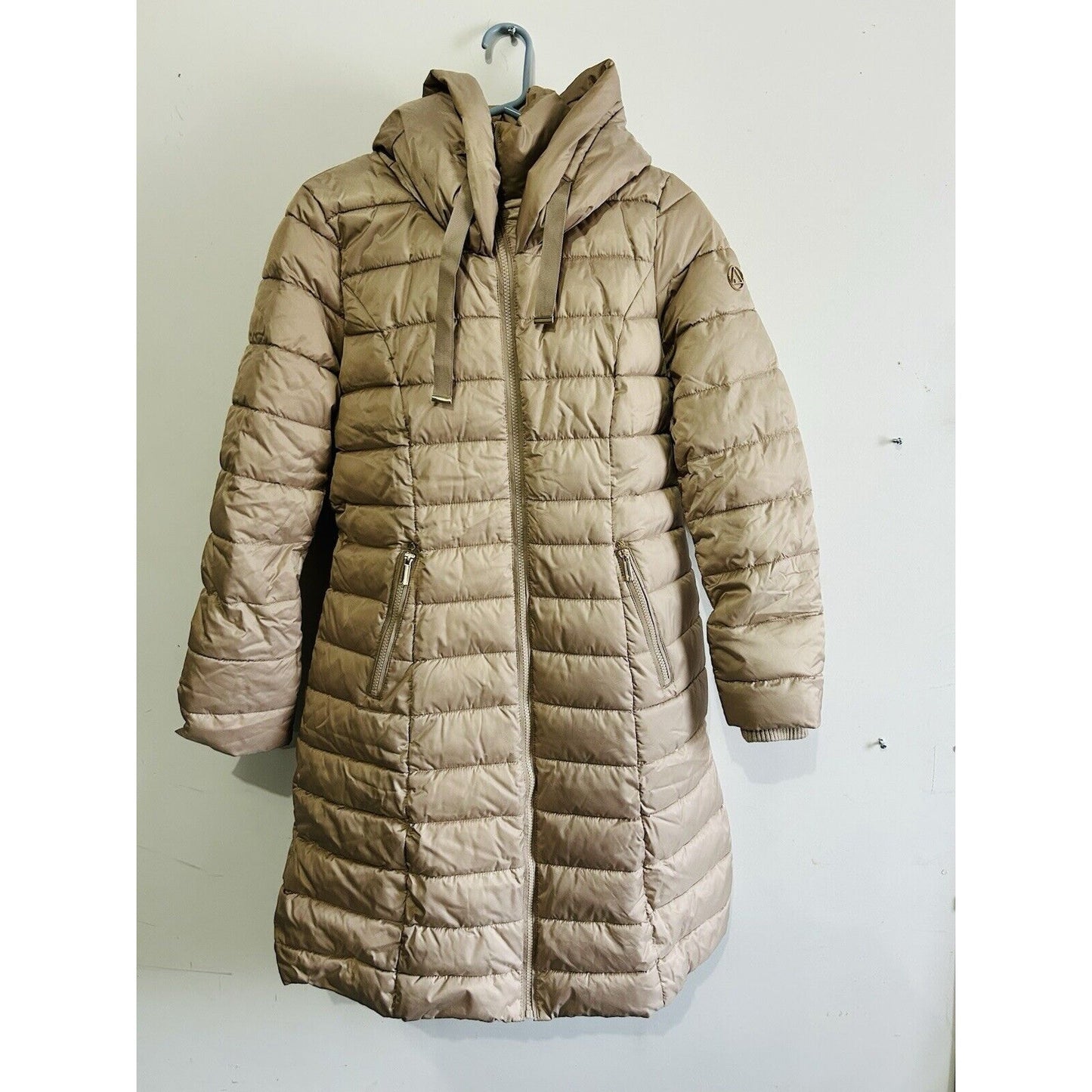 Liz Claiborne Puffer Jacket Long Coat Size Small (S) Tan Beige MSRP $180 Stretch