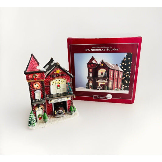 St Nicholas Square Fire Station 2007 Village Collection Illuminated Original Box