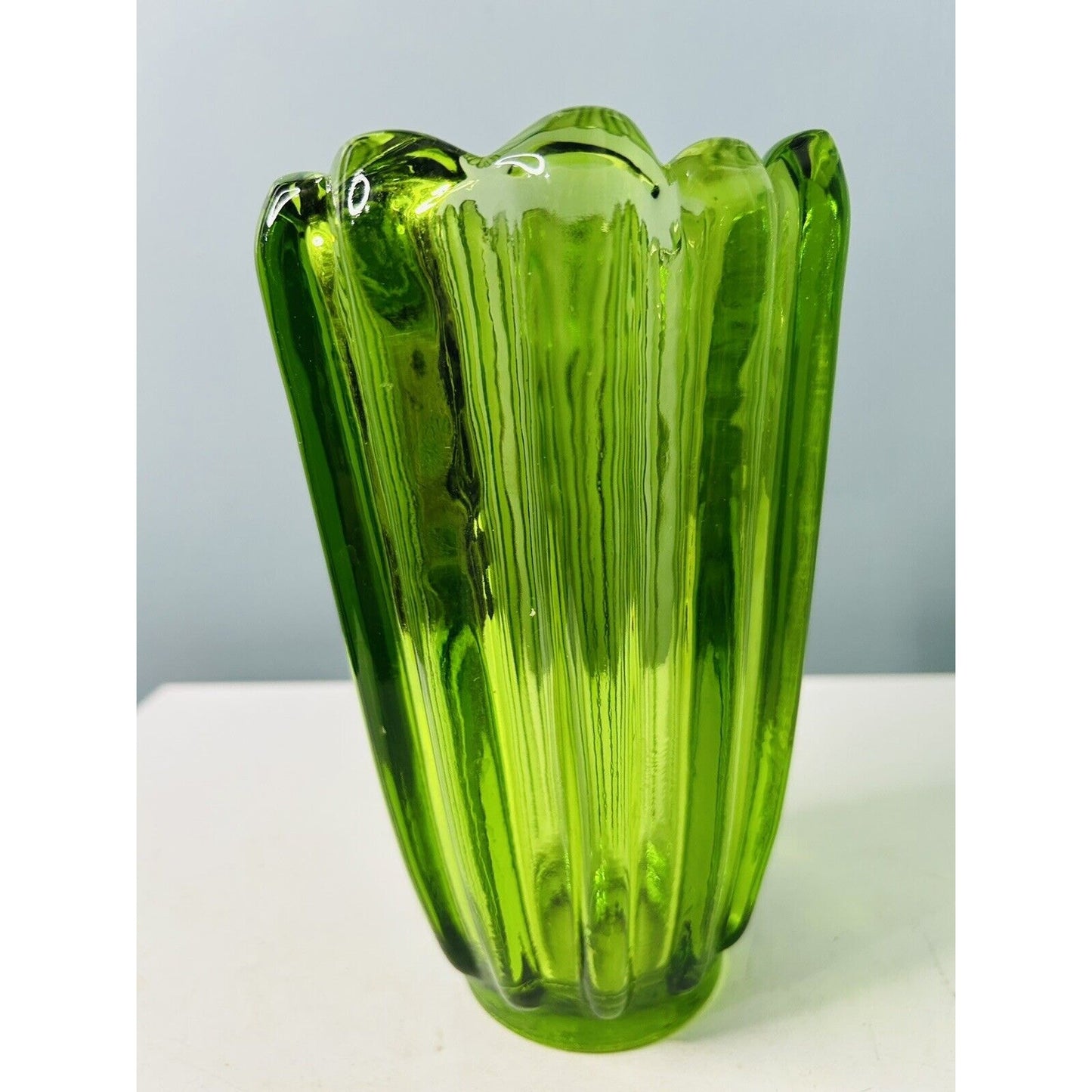 Vintage Viking Emerald Green Glass Vase Lotus Thick Wall Ribbed 8” Tall 3 Pounds