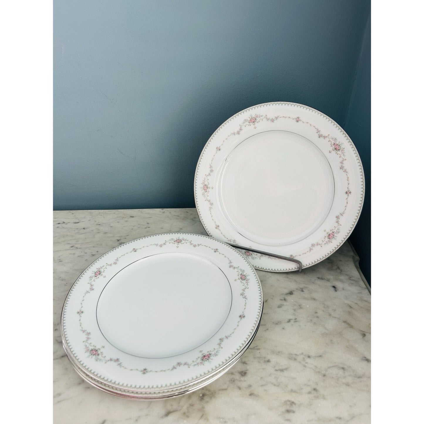 Mint Noritake Fairmont 6102 Dinner Plates 10 1/2" Discontinued Vintage Retired