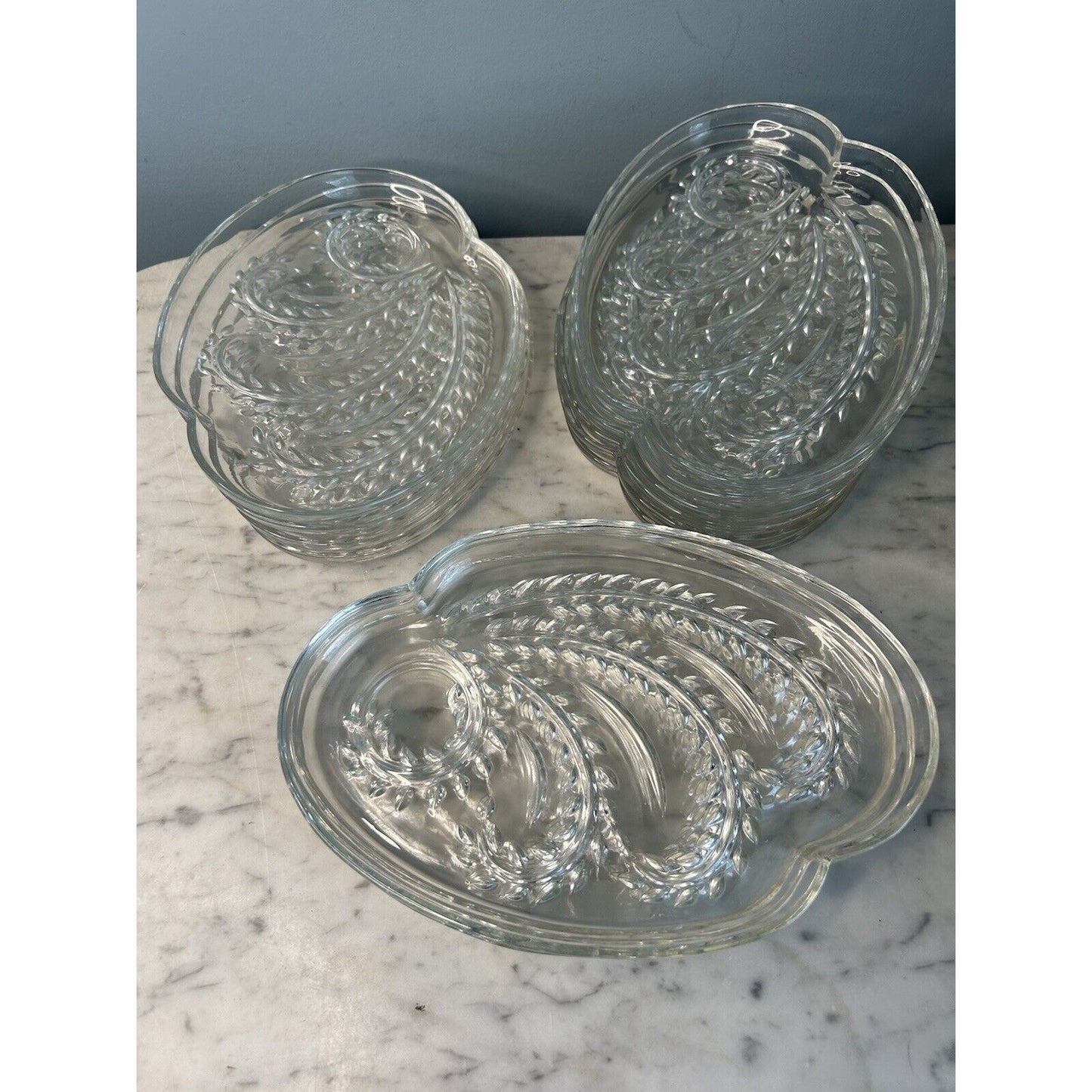 EUC 2 Federal Glass Homestead Snack Trays Wheat Sheaf Design No Cups Vintage