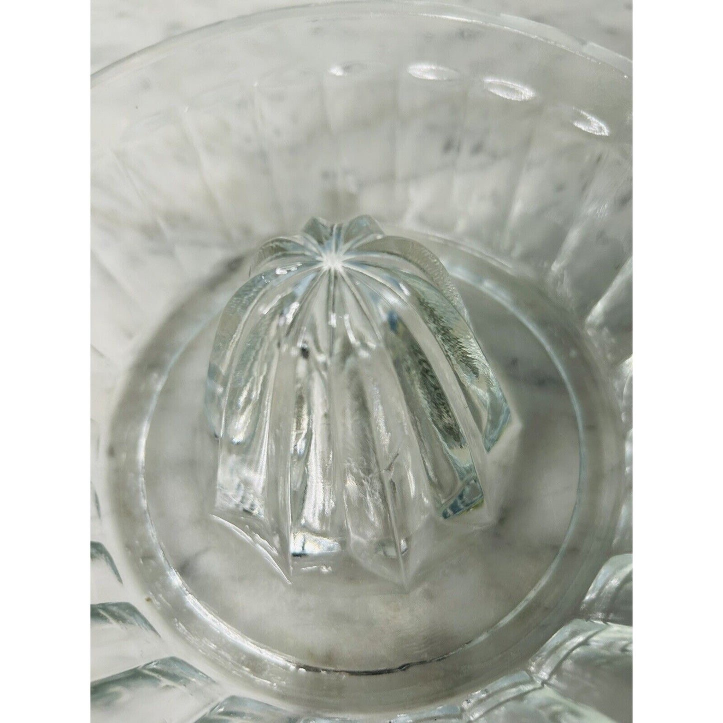 Vintage Indiana Clear Glass Citrus Juicer Reamer Side Spout Loop Tab Handle Deep