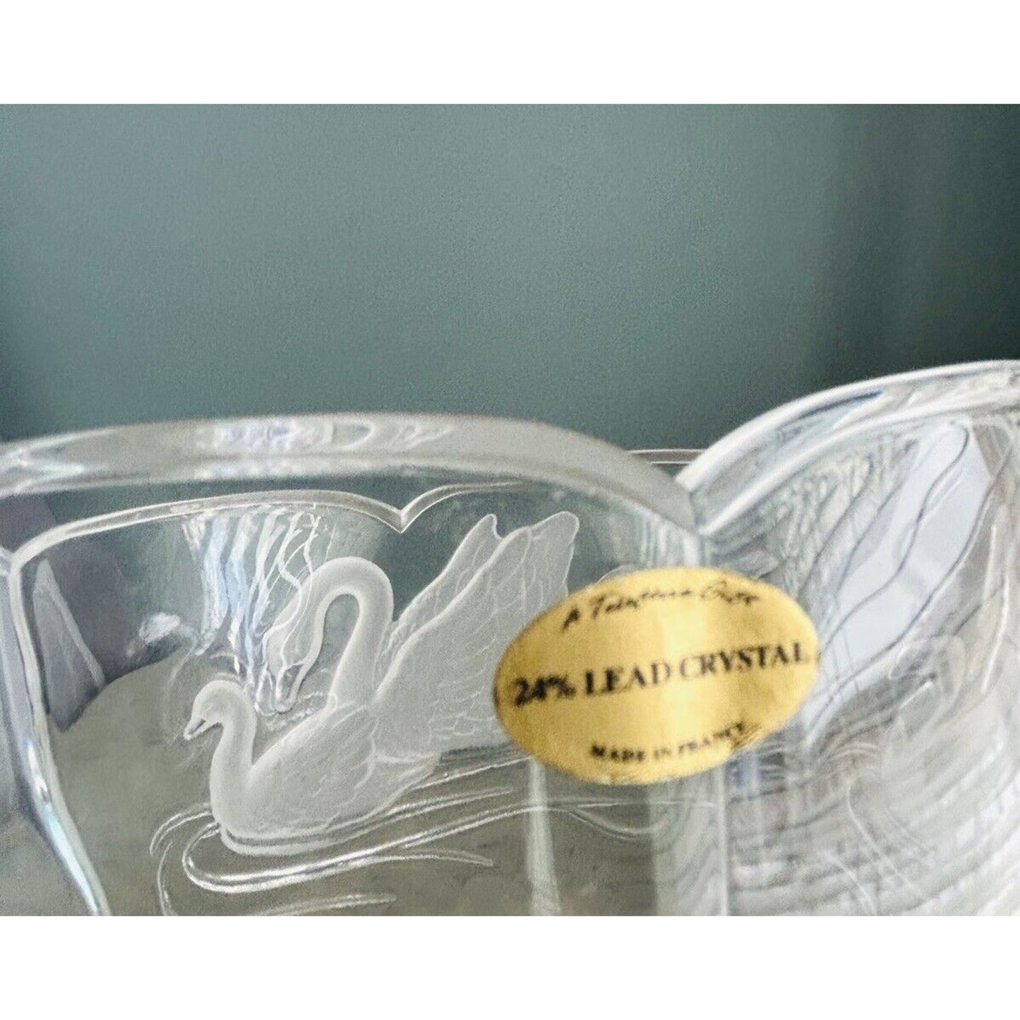 Vintage Teleflora 24% Lead Crystal Embossed Swans Frosted Serving Bowl France