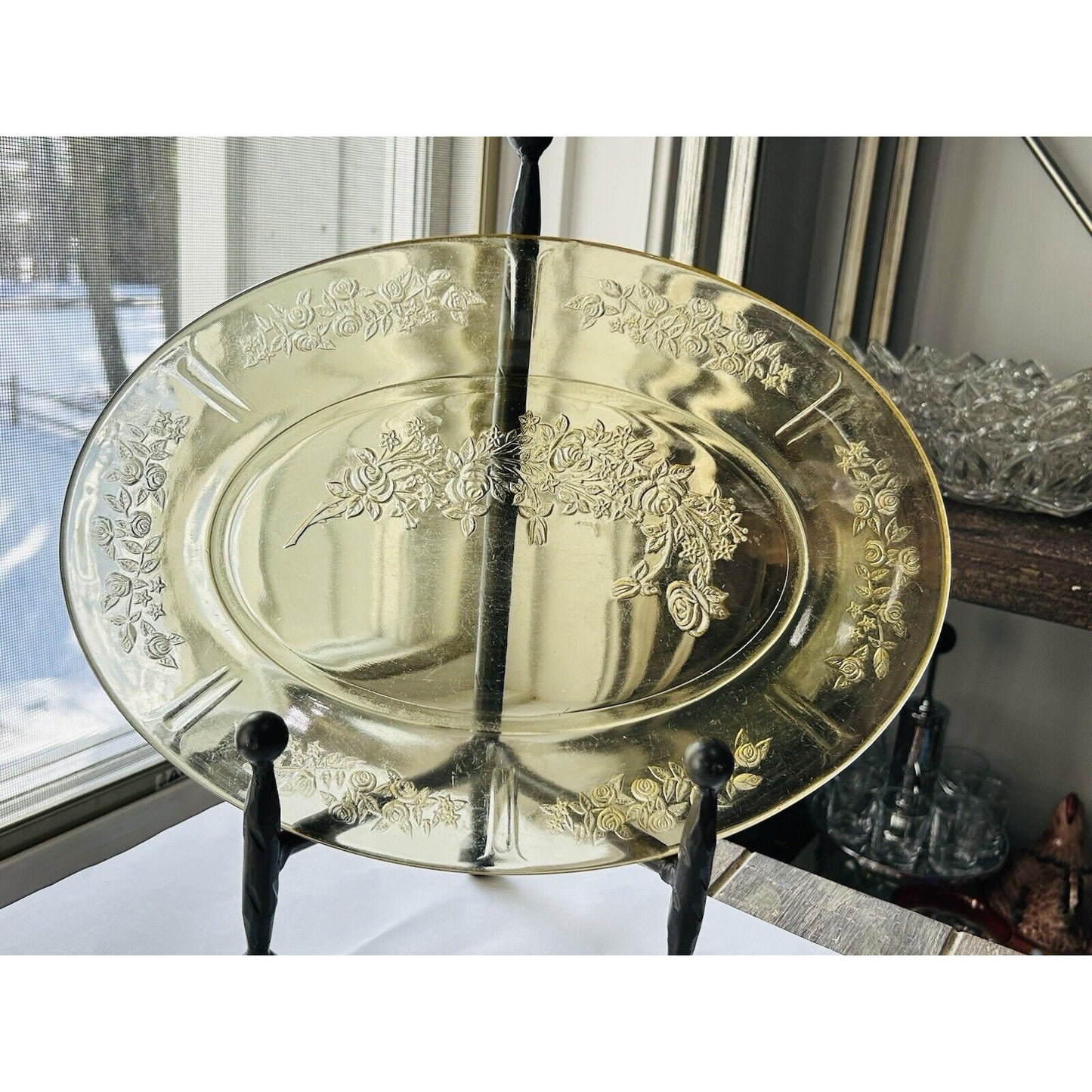 Federal Depression Glass Amber Sharon Cabbage Rose Serving Yellow Platter Plate