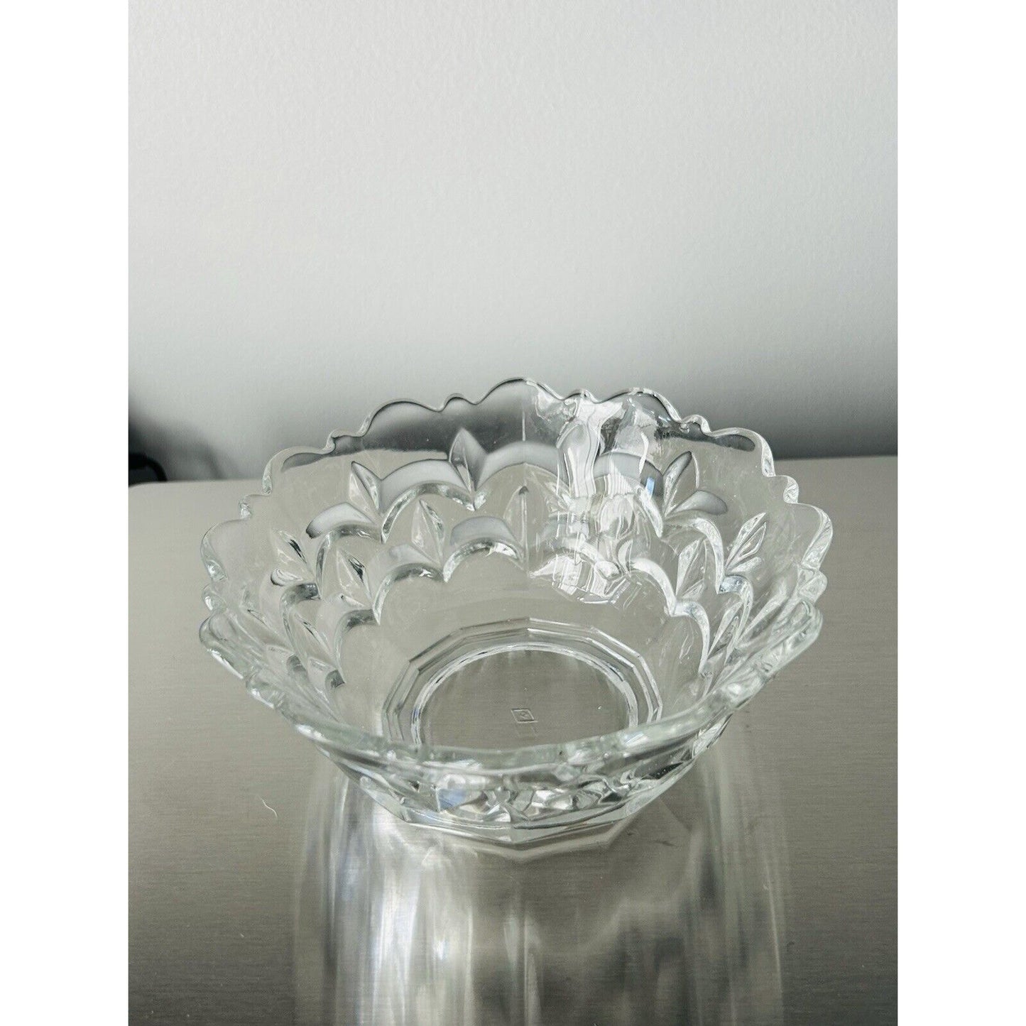 Vintage Heisey 6 1/4” Nappy Bowl Impressed Diamond H Scallops Clear Glass Dish