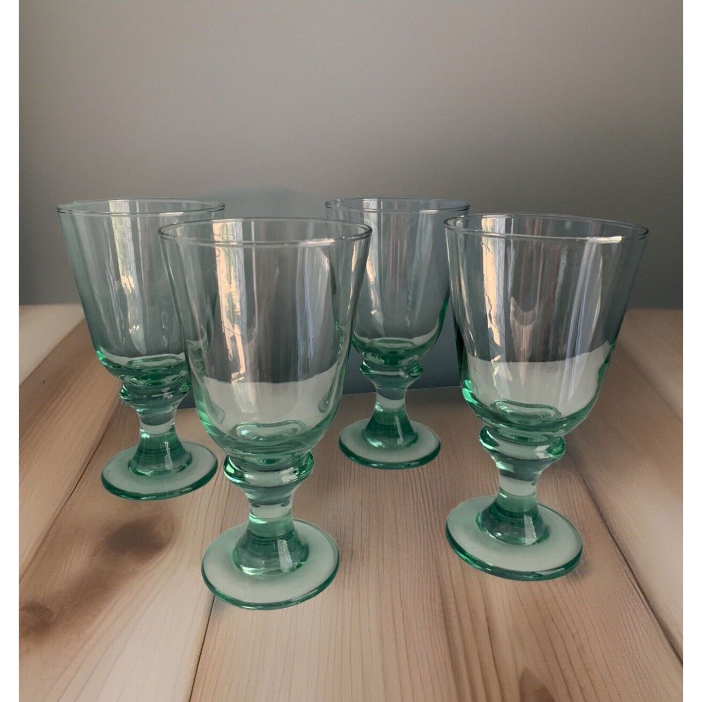 Libbey Goblet Vintage Green Set of 4 8” Water Wine Glasses Iridescent Footed MCM