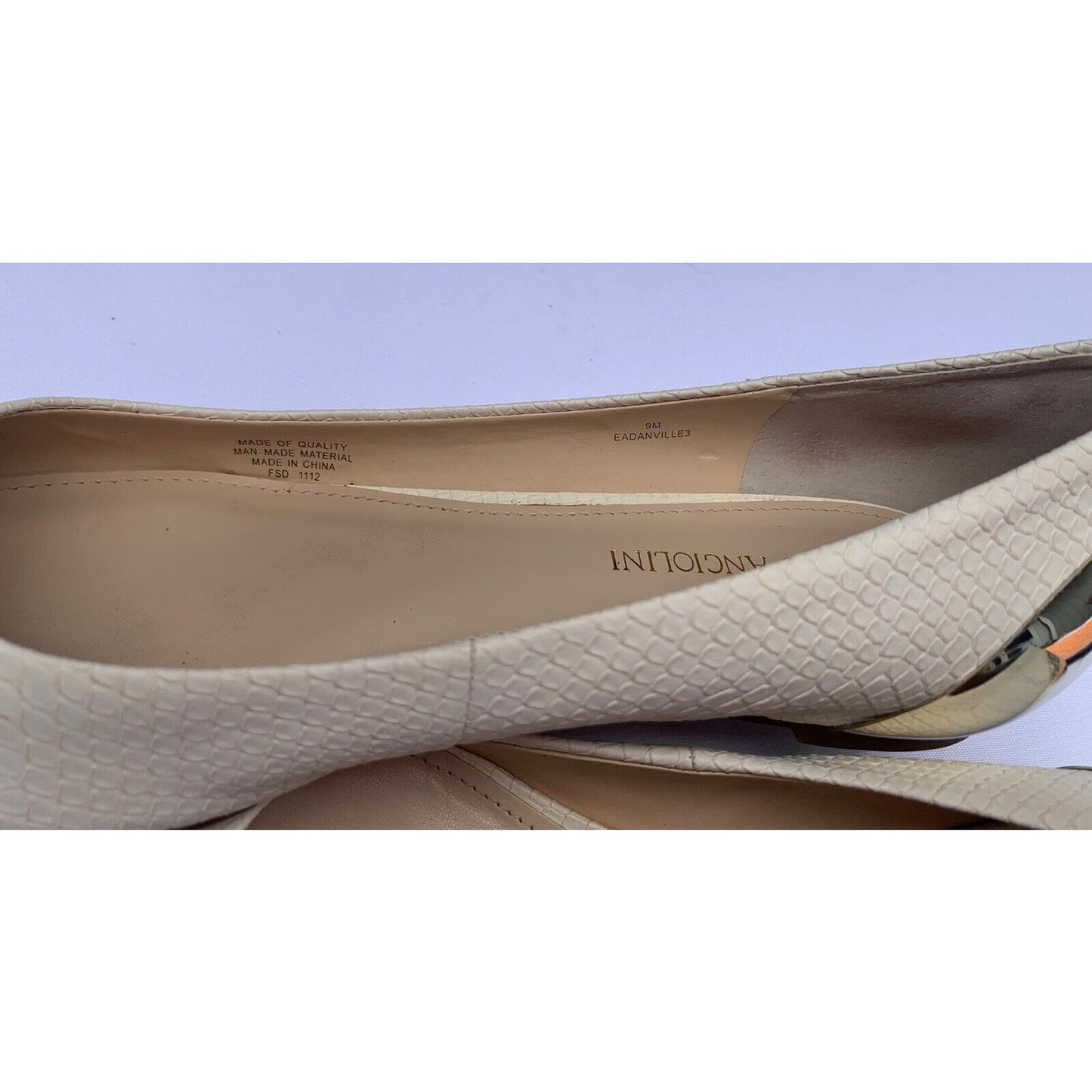 Enzo Angiolini Women’s Size 9 Shoes Slip On Pointed Toe Ivory And Metallic Gold