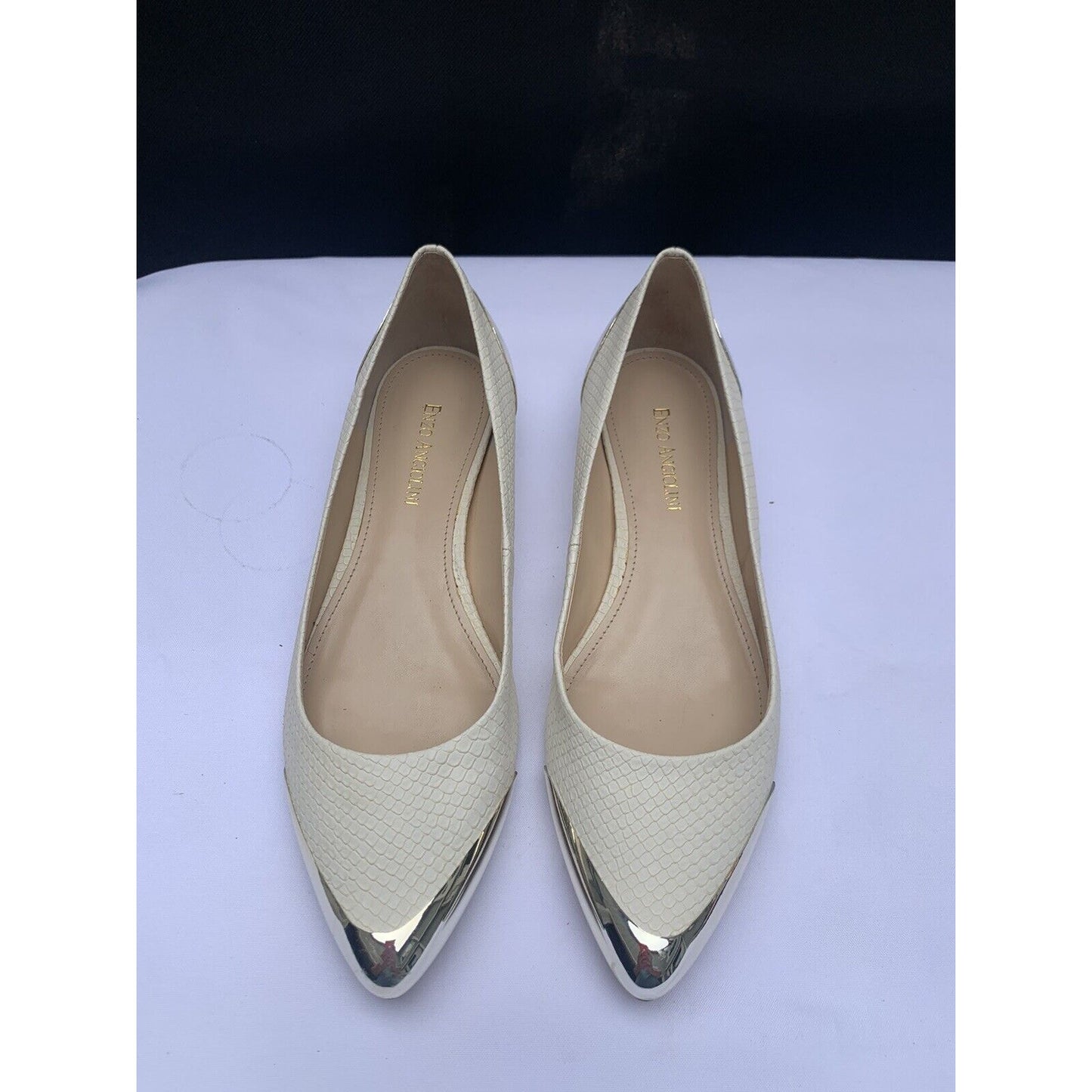 Enzo Angiolini Women’s Size 9 Shoes Slip On Pointed Toe Ivory And Metallic Gold