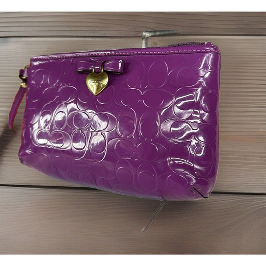 Coach Purple Wristlet Wallet Embossed Clutch Glossy Patent Leather EUC Heart