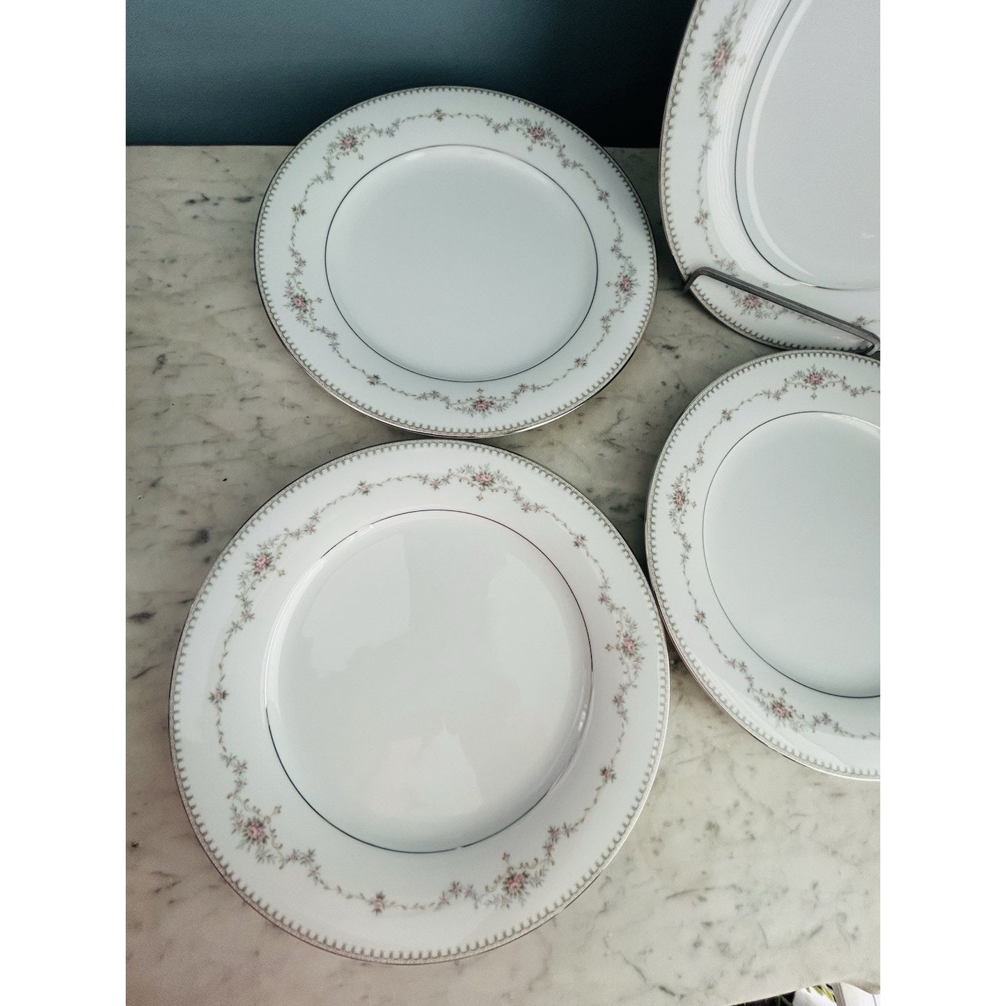 Mint Noritake Fairmont 6102 Dinner Plates 10 1/2" Discontinued Vintage Retired