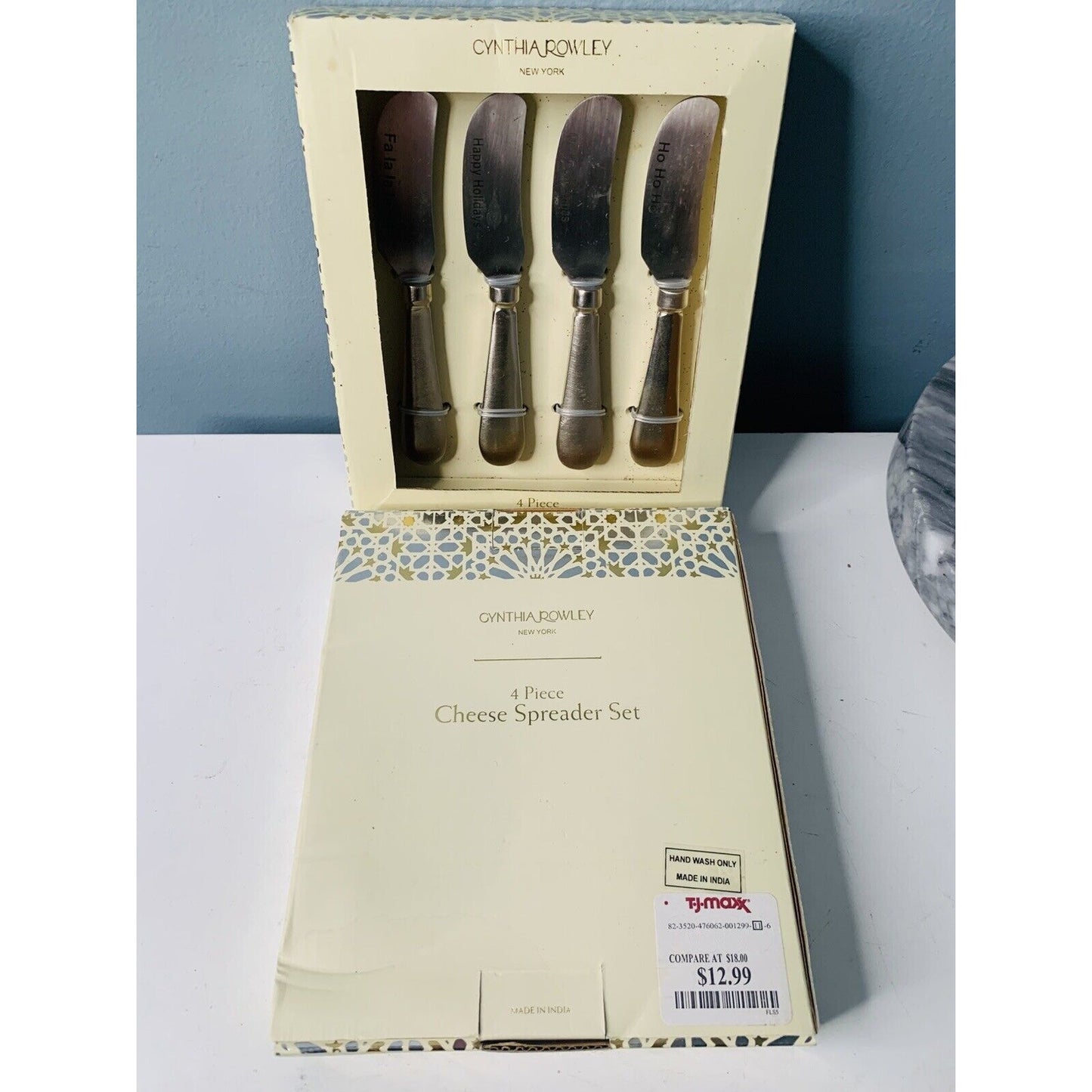 2 NIB Cynthia Rowley Appetizer Cheese Spreader 8 Piece Set Merry Christmas Ho Ho