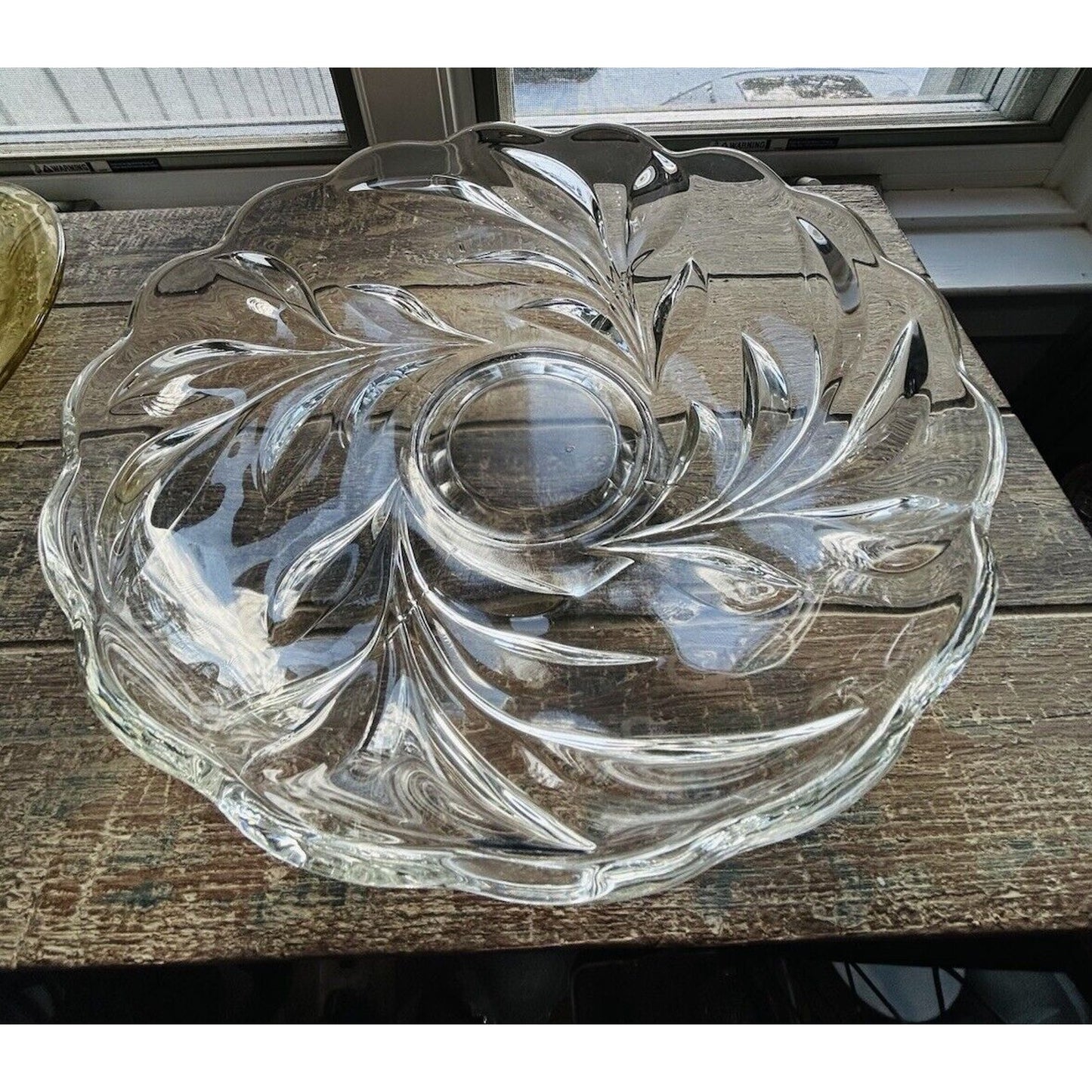 Indiana Glass Willow Oleander 12” Bowl Round Footed Centerpiece Platter Vintage