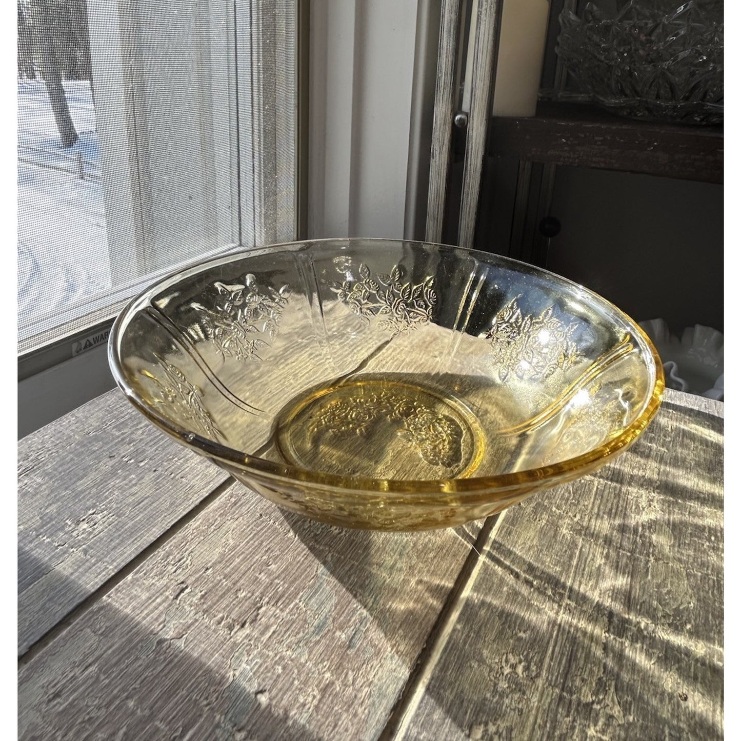 Federal Glass Sharon Amber Cabbage Rose Bowl Depression Glass 8.5" Yellow Dish